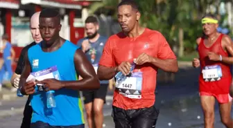 Will Smith Küba'da Maraton Koştu