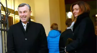 Avusturya'da Okullarda Başörtüsü Yasağı Hazırlığı