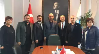 Bornova'dan Aday Adayı Koçanalı, Ziyaretleri Hızlandırdı