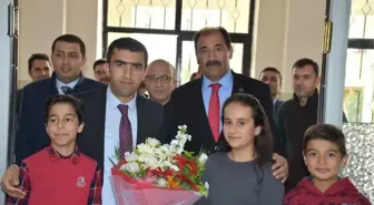 Erzincan'da Okullar Z Kütüphanelere Kavuşuyor