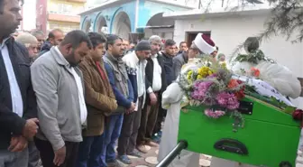 Mesleğine Başlayamadan Hayatını Kaybeden Genç Kız Toprağa Verildi