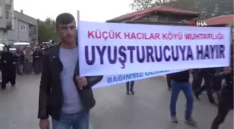 Isparta'da 'Devlet Millet El Ele Uyuşturucuya Hayır' Yürüyüşü