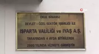 Isparta'daki Orta Okulda 'Küfürsüz Hava Sahası' Projesi...o Okuldaki Tüm Öğrencilerin Küfür Etmesi...