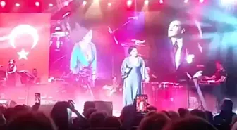 Aşkın Nur Yengi'den Öğretmenlere Özel Konser