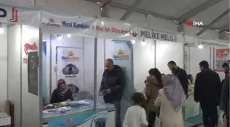 Engeli, Engel Olmadı, Çıkardığı Kitapla Fuara Katıldı