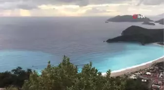 Fethiye'de Denizin Rengi Turkuaza Döndü