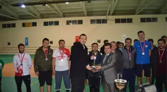 Isparta'da Şehit Sercan Kara Anısına Kurumlararası Futsal Turnuvası