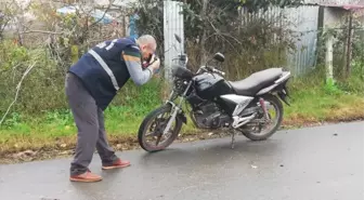 Çaldıkları Motosikleti Çalıştıramayınca Terk Edip Kaçtılar