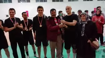 Futsal Turnuvası'nda Şampiyon Emniyet Polis Gücü Takımı Oldu