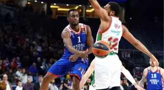 Anadolu Efes, Baskonia Engelini de Aştı: 96-85