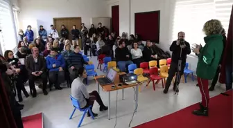 Edirne'de 'Özel Gereksinimli Çocuklar ve Ergenlik' Semineri