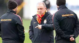 Galatasaray Kampında İsyan! Terim O İsimleri Listeye Aldı...