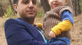 Kamyonetin Duvara Sıkıştırdığı 3 Yaşındaki Arda Öldü, Dedesi Yaralandı