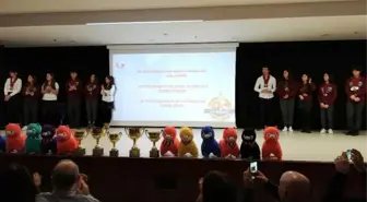 Mersinli Öğrenciler Amerika'dan Madalyalarla Döndü