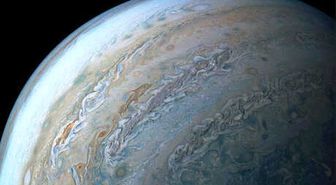 Juno Uzay Aracı, Jüpiter'de 'Yunus Balığı' Görüntüledi