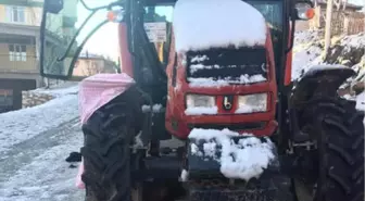 Traktörün Çarptığı İşitme Engelli Öldü