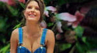 Sosyal Medya Fenomeni Amanda Cerny, Türk Bayraklı Paylaşımıyla Hayranlarından Tam Not Aldı
