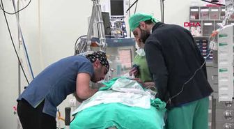 Erzurum 800 Gram Prematüre Bebeğe 1,5 Saatlik Operasyon