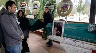 Hababam Sınıfı, Tayfun Akalın'ı Son Yolculuğuna Uğurladı