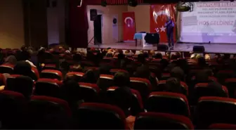 Yazar Yağmur: 'Mevlana'yı Anmak Yerine Anlamak Lazım'