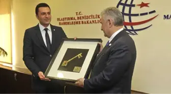 Kızılay'a Kayyum Olarak Atanan İlhami Yıldırım'ın, Binali Yıldırım'ın Kardeşi Olduğu Ortaya Çıktı