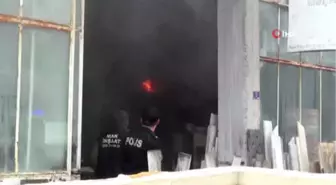 Tarım Ürünlerinin Satıldığı Dükkanda Korkutan Yangın