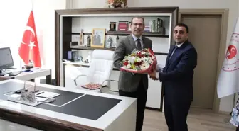 Tayini İzmir'e Çıkan Müdüre Veda Yemeği