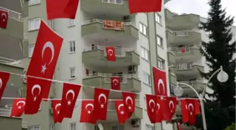 Şehit Polisin Oğlu, Acı Haberi Birliğinde Almış