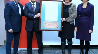 Aliağa Devlet Hastanesi'ne 'Bebek Dostu' Unvanı