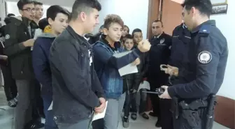 Öğrencilere Polislik Mesleği Tanıtıldı