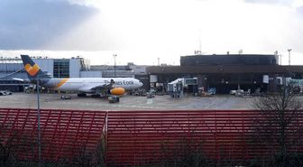 Gatwick Havaalanı Hava Trafiğine Açıldı