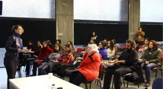 Sivil Toplum Profesyonelleri ve Sosyal Girişimciler Öğrencilerle Bir Araya Geldi