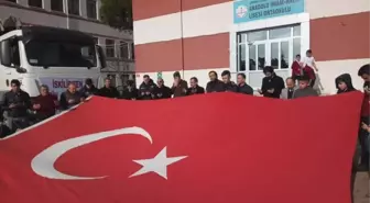 Afrin'e Okul ve Kırtasiye Malzemesi Yardımı