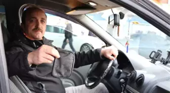 Altın Kalpli Taksici Unutulan Altınları Polise Teslim Etti