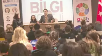 Bilgi Koleji 'İlham Semineri'nde Ünlü Sanatçı Ege'yi ağırladı!