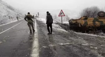 Görevden Dönen Zırhlı Askeri Araç Devrildi: 2 Asker Yaralı