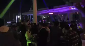 Ünlü Dj Suat Ateşdağlı Dj'lik Yapan Sosyal Medya Fenomenlerine Ateş Püskürdüibi Giderler'