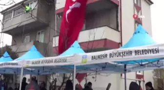 Şehidin Babaevine Türk Bayrağı Asıldı