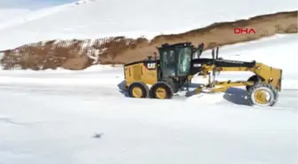 Van'da 200 Mahalle Yolu Açıldı