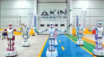 Yerli Üretim Mini Ada Robotlar İstanbul Havalimanı'nda Yolculara Yön Tarifi Yapacak