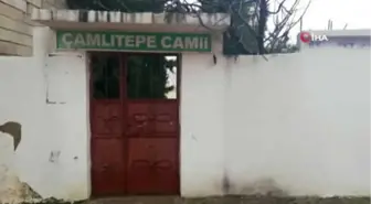 İki Günlük Bebeği Cami Avlusuna Bıraktılar