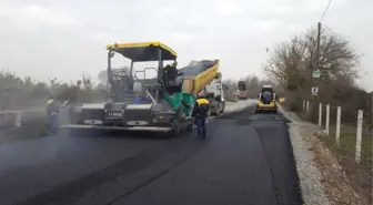 Büyükşehir Sıcak Asfalt Çalışmalarına Devam Ediyor