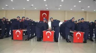 Aliağa'da 373. Kısa Dönem Erlerin Yemin Töreninde Duygu Dolu Anlar