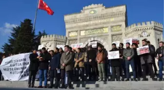 Beyazıt'ta 'Yılbaşı Kutlaması' Protestosu