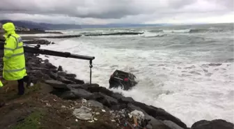 Trabzon'da Cip Denize Düştü: 2 Yaralı