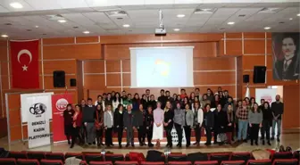 Türkiye'de Boşanan Kadınlar Evli Kadınlara Göre Daha Fazla Şiddete Maruz Kalıyor'