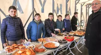 Yahyalı'da Yemen İçin Kermes Düzenlendi