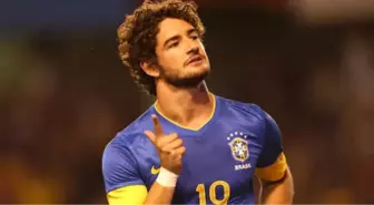 Beşiktaş'ın Kadrosuna Katmaya Hazırlandığı Alexandre Pato Kimdir?