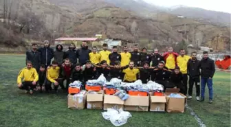 Şemdinli Gücü Futbol Takımı'na Forma ve Krampon Desteği