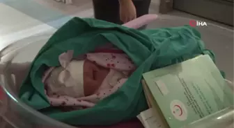 Adana'da 2019'un İlk Bebeği 'Zeynep' Bebek Oldu